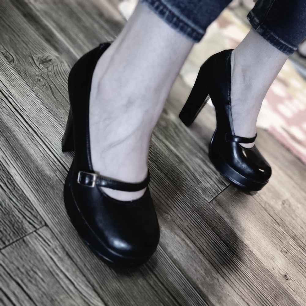 Bongo Vintage 6.5 Black Mary Jane Heels Platform Chunky 90s Y2K Boho